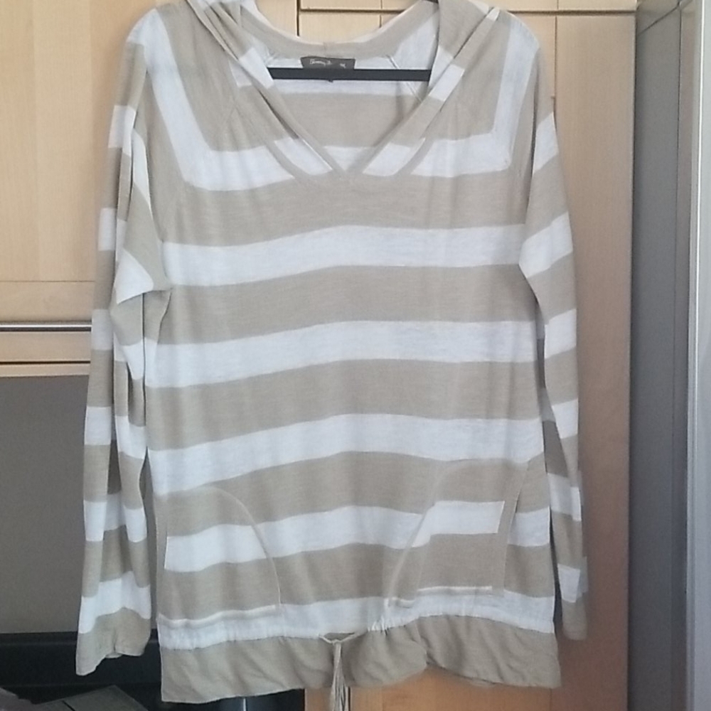 Tommy Bahama v neck sweater hoodie